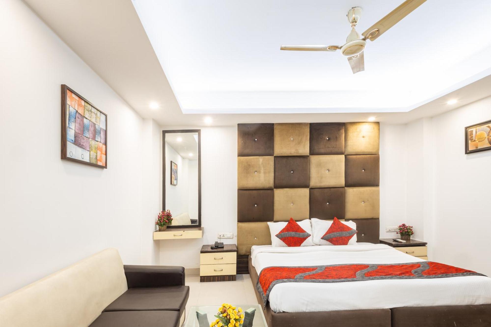 Hotel The Gold Inn - Karol Bagh Delhi Buitenkant foto